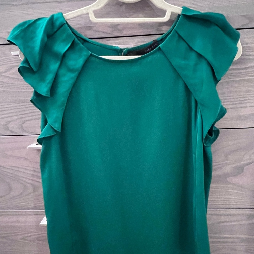Green silky short sleeve blouse